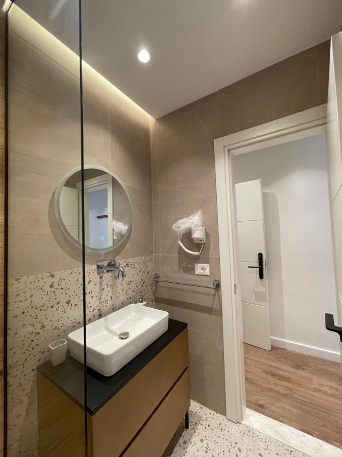 Downtown Studio Apartments Тирана Екстериор снимка