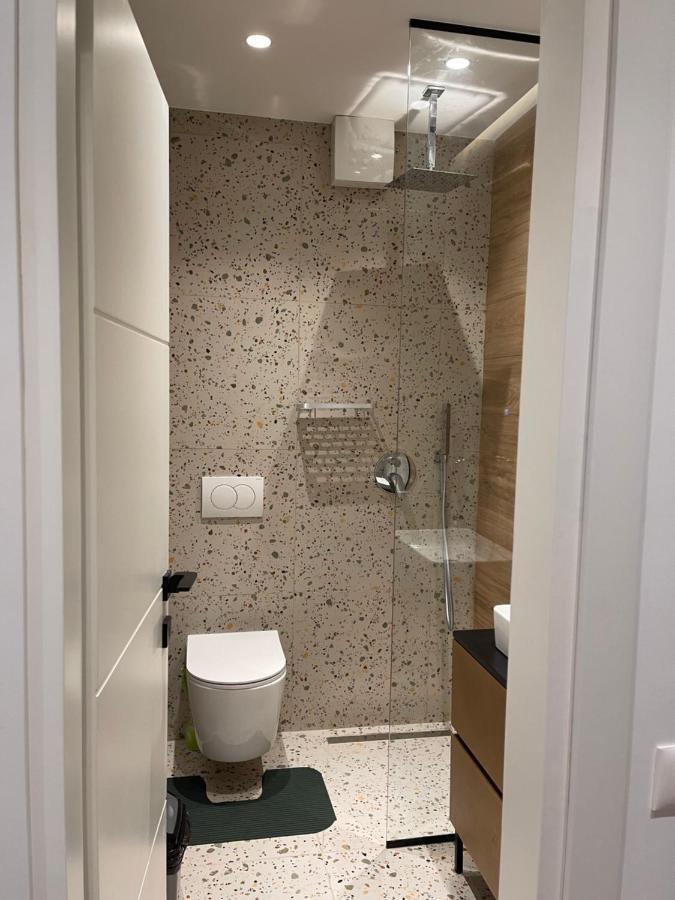 Downtown Studio Apartments Тирана Екстериор снимка