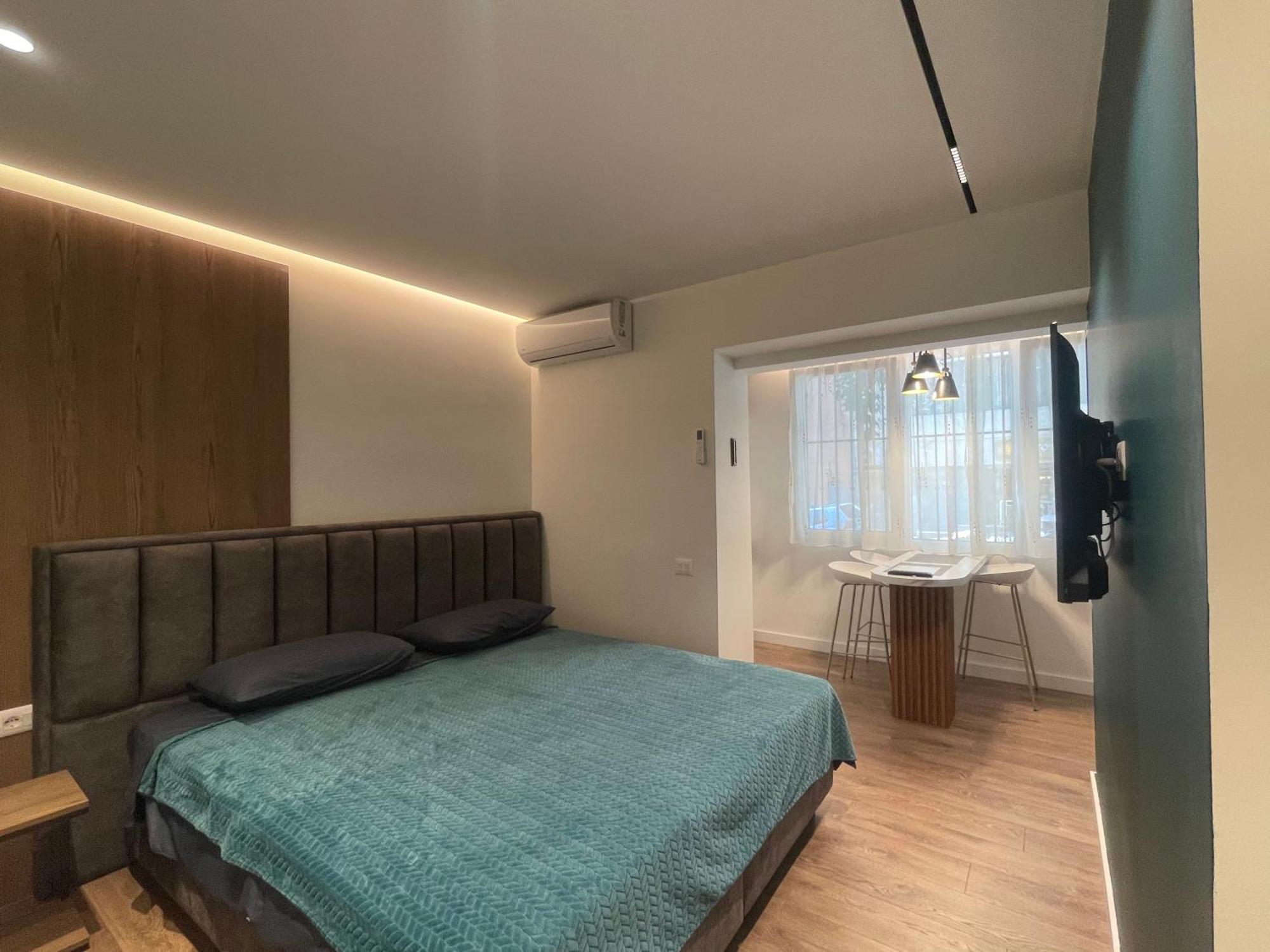 Downtown Studio Apartments Тирана Екстериор снимка