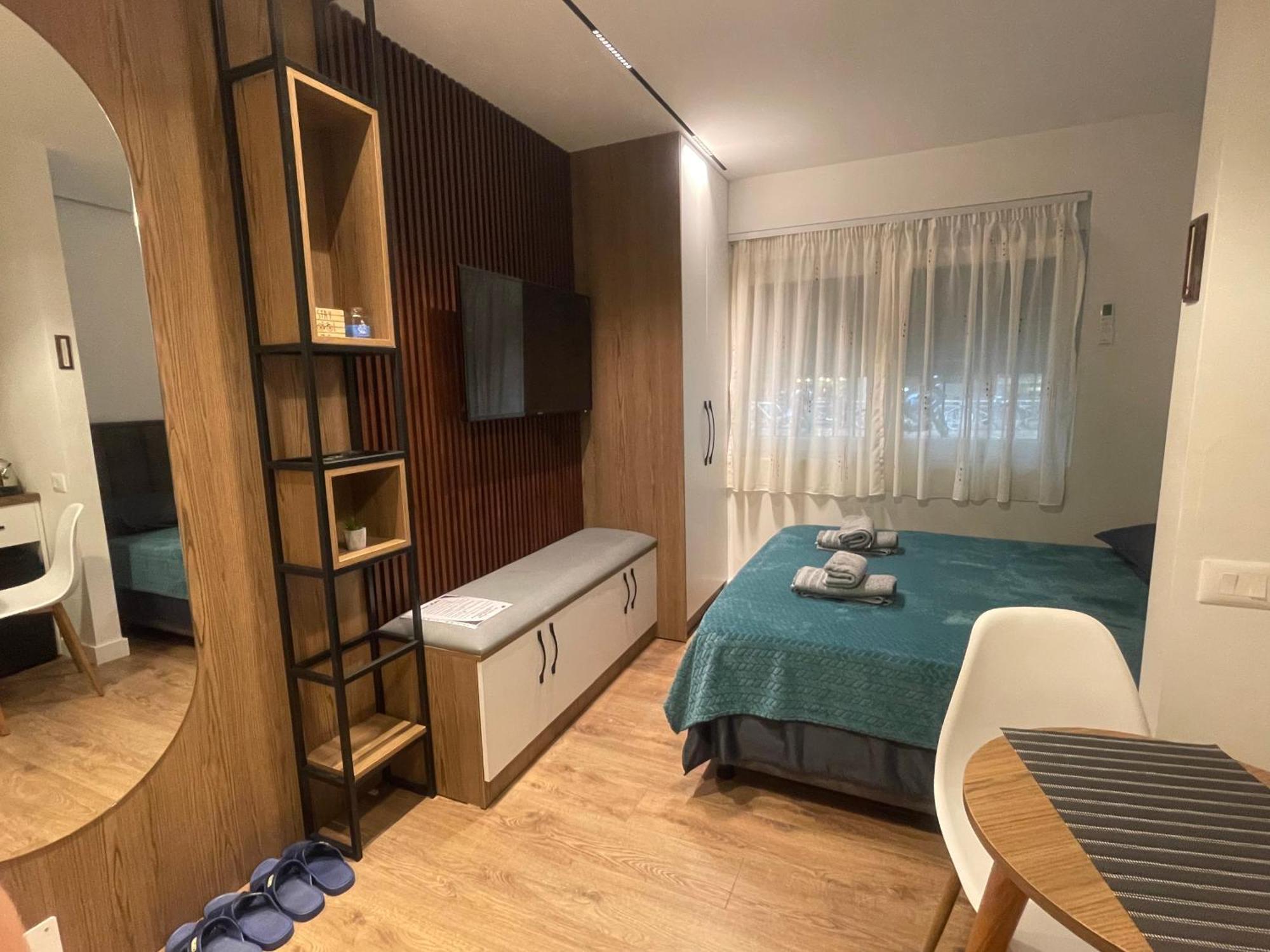 Downtown Studio Apartments Тирана Екстериор снимка